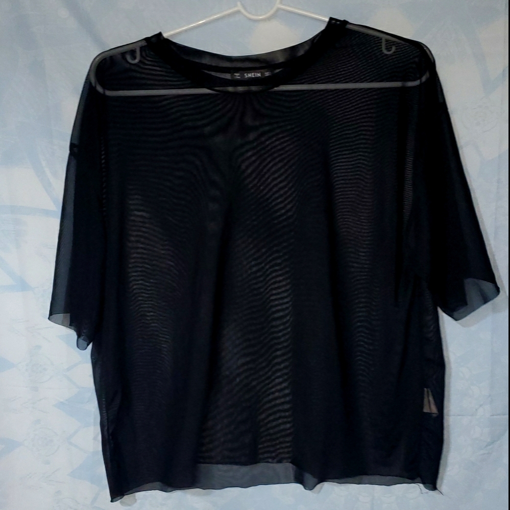 Half sleeve Sheer Top Large (see through)